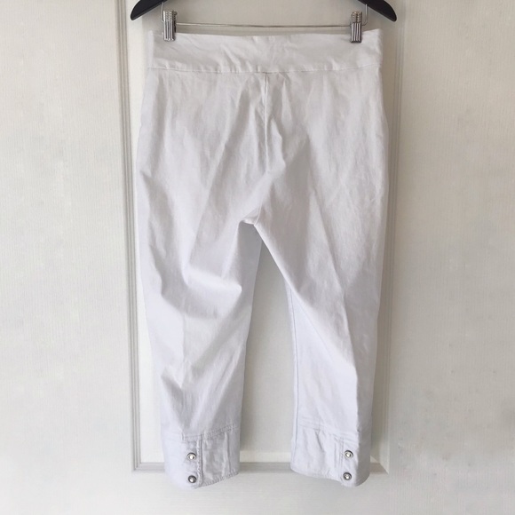 Simon Chang White Pull-On Capri Pants, Size 10 - Picture 5 of 15